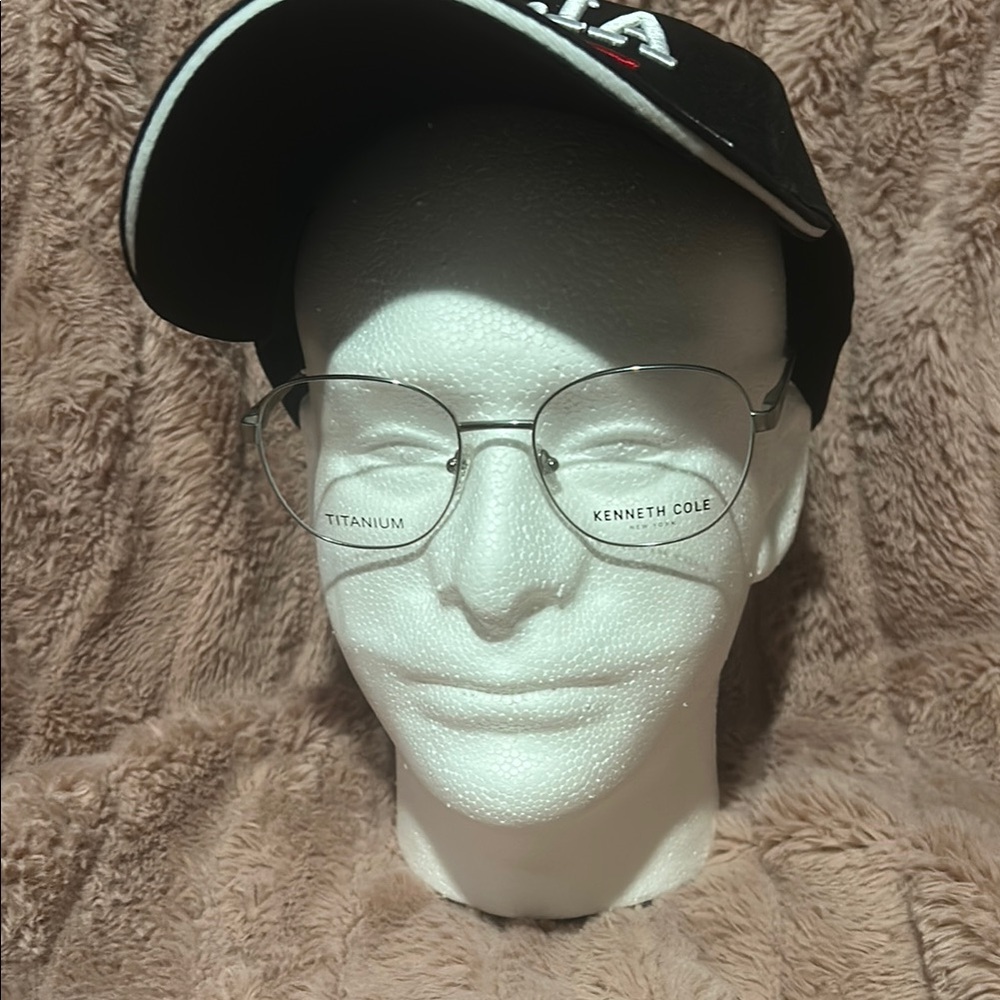 Kenneth Cole Silver Shorts for Effortless Style